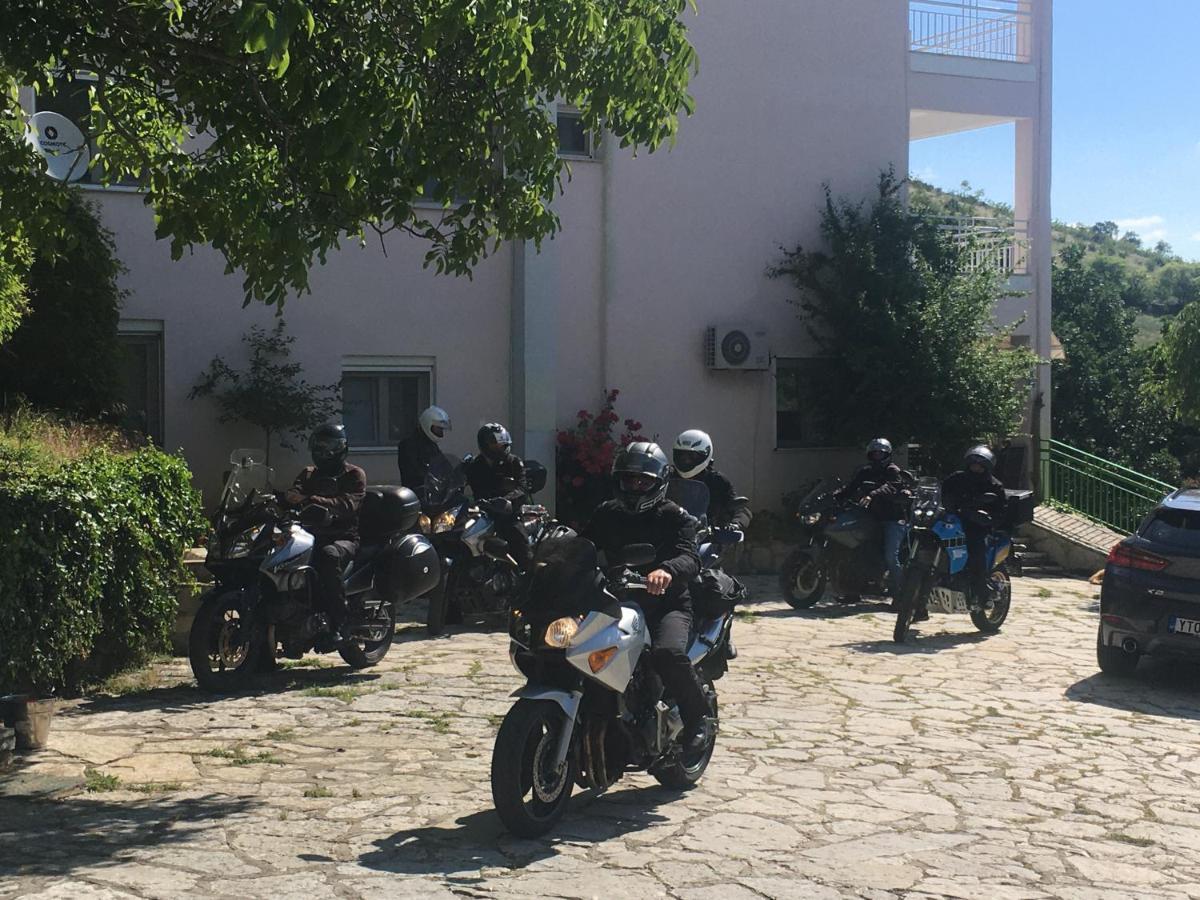 Guesthouse Vissinokipos - Biker Friendly - Motorradhotel Kastoria Buitenkant foto