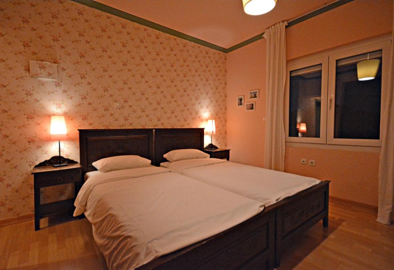 Guesthouse Vissinokipos - Biker Friendly - Motorradhotel Kastoria Buitenkant foto