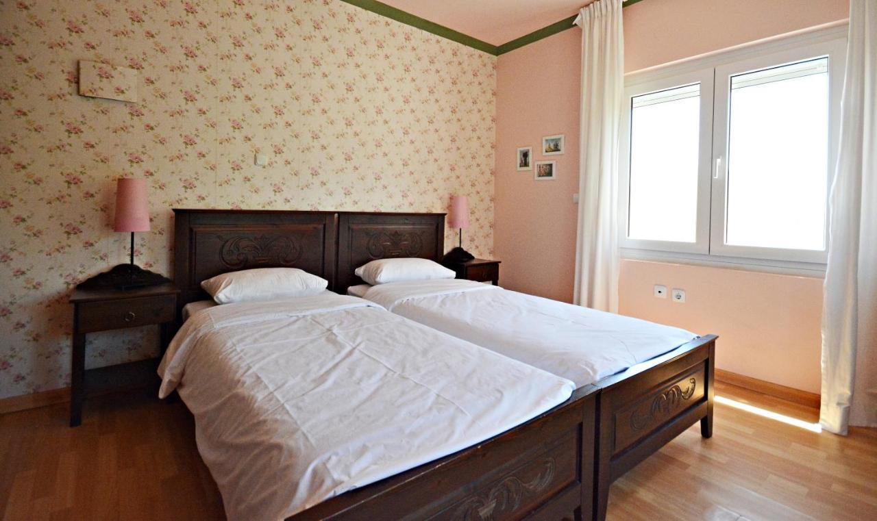 Guesthouse Vissinokipos - Biker Friendly - Motorradhotel Kastoria Buitenkant foto