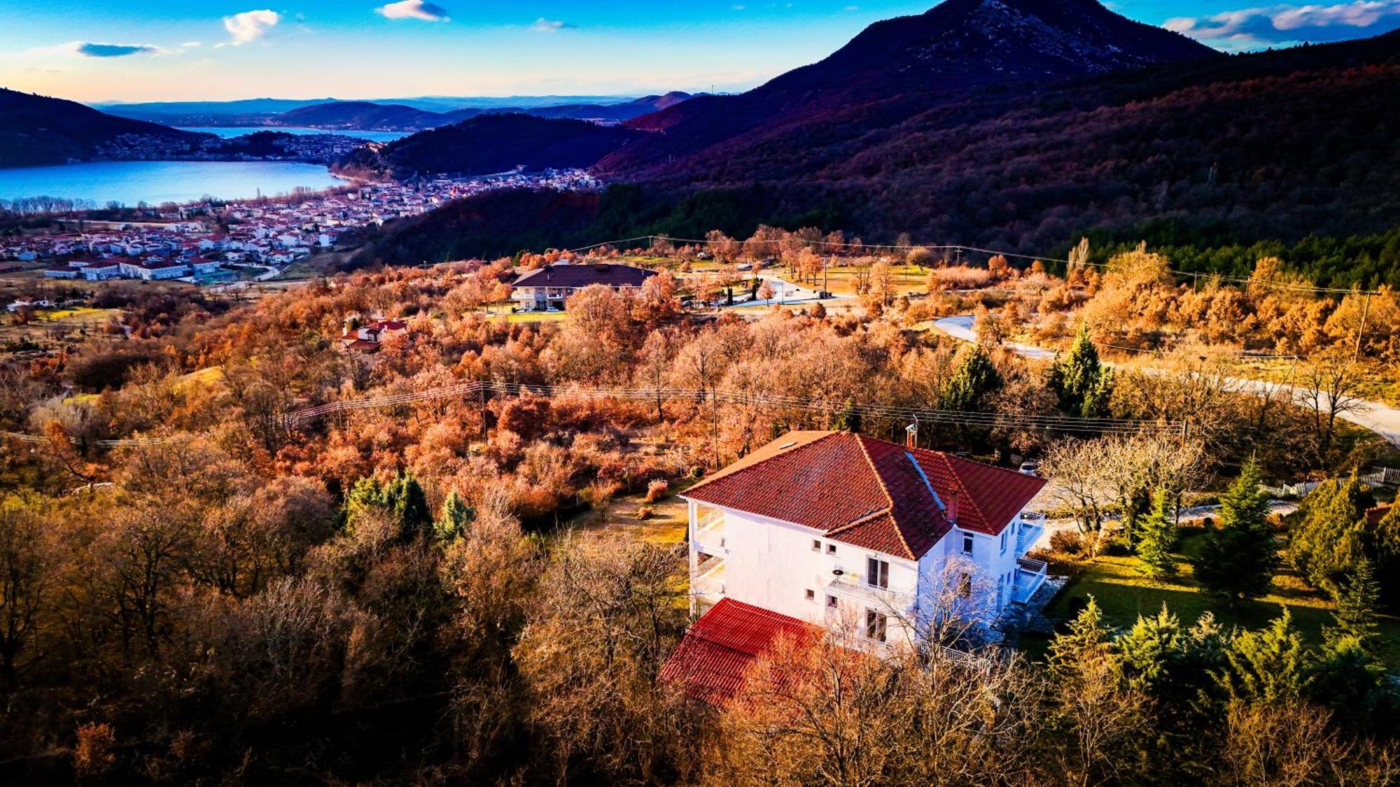 Guesthouse Vissinokipos - Biker Friendly - Motorradhotel Kastoria Buitenkant foto